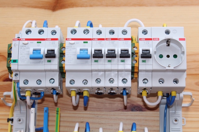Автоматические выключатели